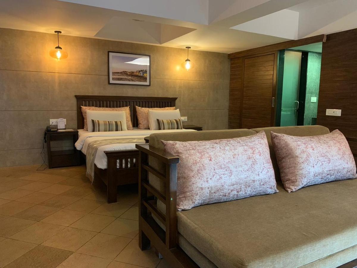 Silverador Resort Thane Eksteriør billede