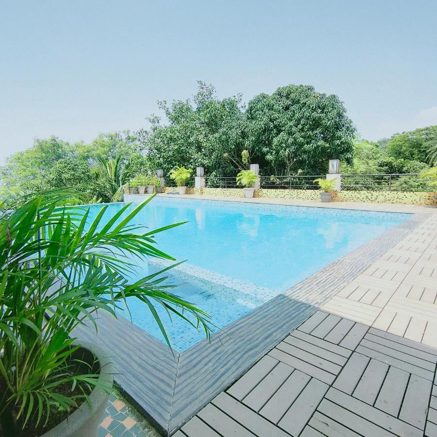 Silverador Resort Thane Eksteriør billede