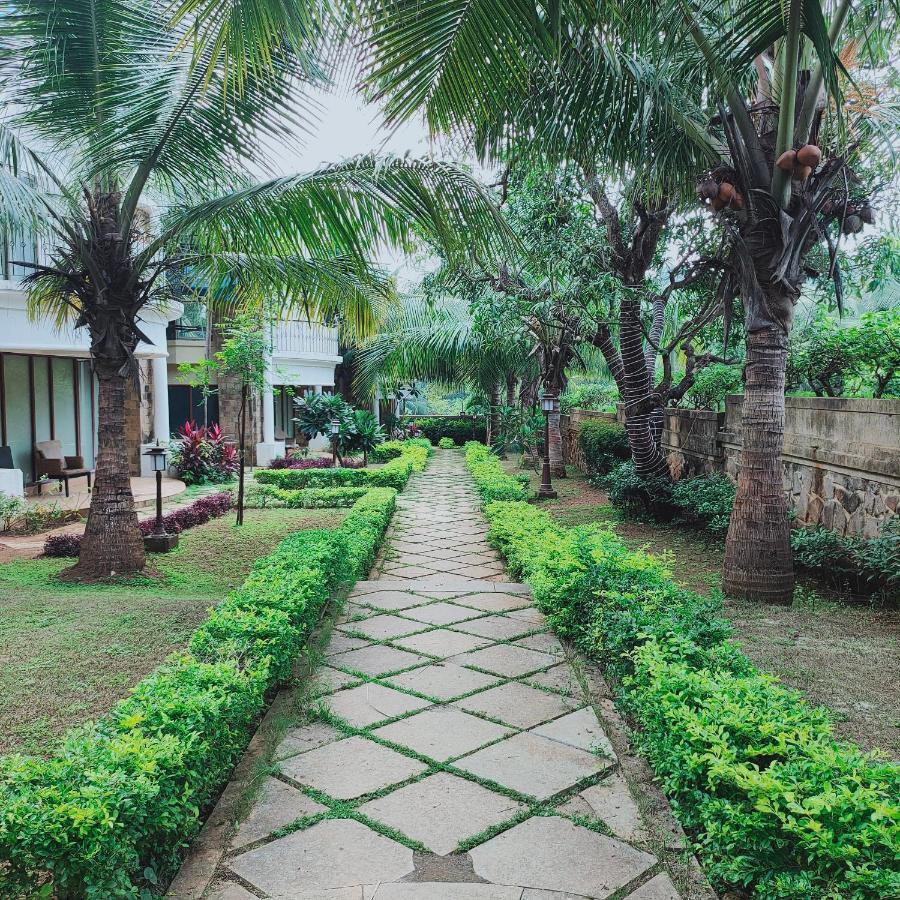 Silverador Resort Thane Eksteriør billede